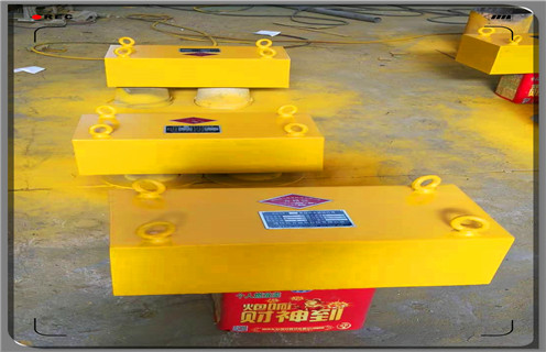 永磁除鐵器，永磁除鐵器建議您在購買時(shí)查驗(yàn)下供應(yīng)商資質(zhì)及產(chǎn)品質(zhì)量
