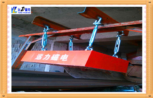 除鐵器，除鐵器的工作原理_結(jié)構(gòu)及工作原理_在除鐵器前可安裝金屬探測器價(jià)格型號(hào)表_磁場強(qiáng)度標(biāo)準(zhǔn)范圍 