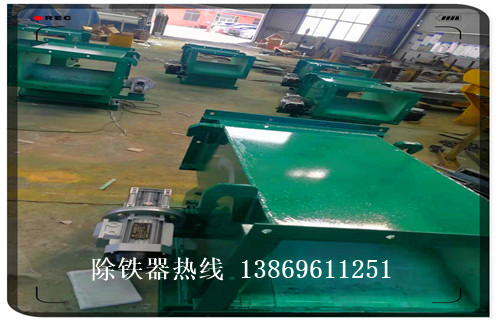 管道除鐵器，陜西管道式永磁除鐵器_RCYG陜西管道式永磁除鐵器_水泥造紙廠管道除鐵器圖片